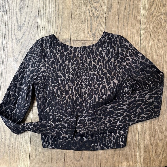 Alice + Olivia Black Leopard Print Crop Top - Picture 1 of 4